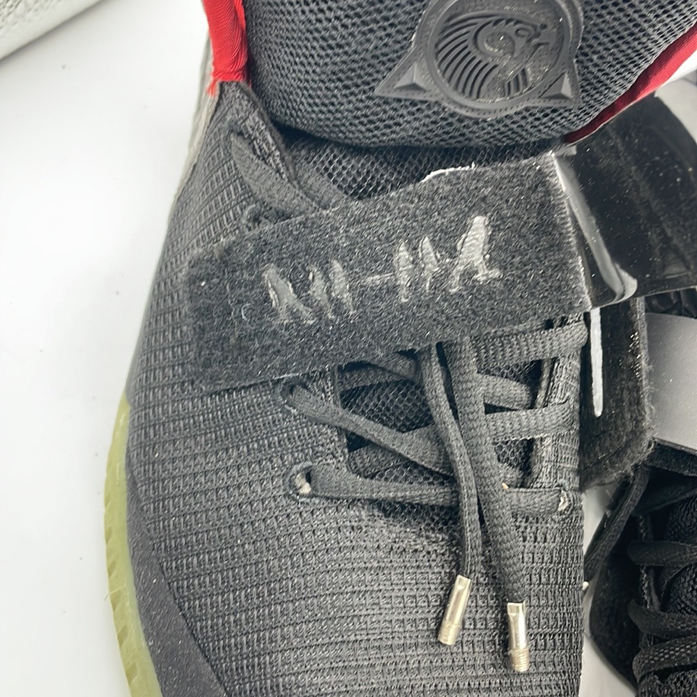 Nike Air Yeezy 2 NRG Solar Red - Picture 11 of 14